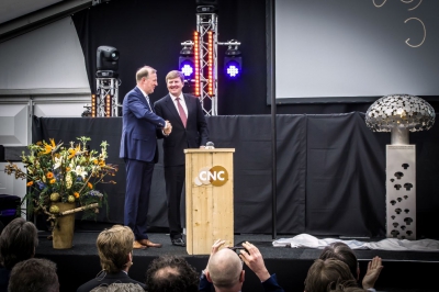 Крал Вилем-Александър открива новата фабрика за пресен компост на закрито на CNC Grondstoffen
